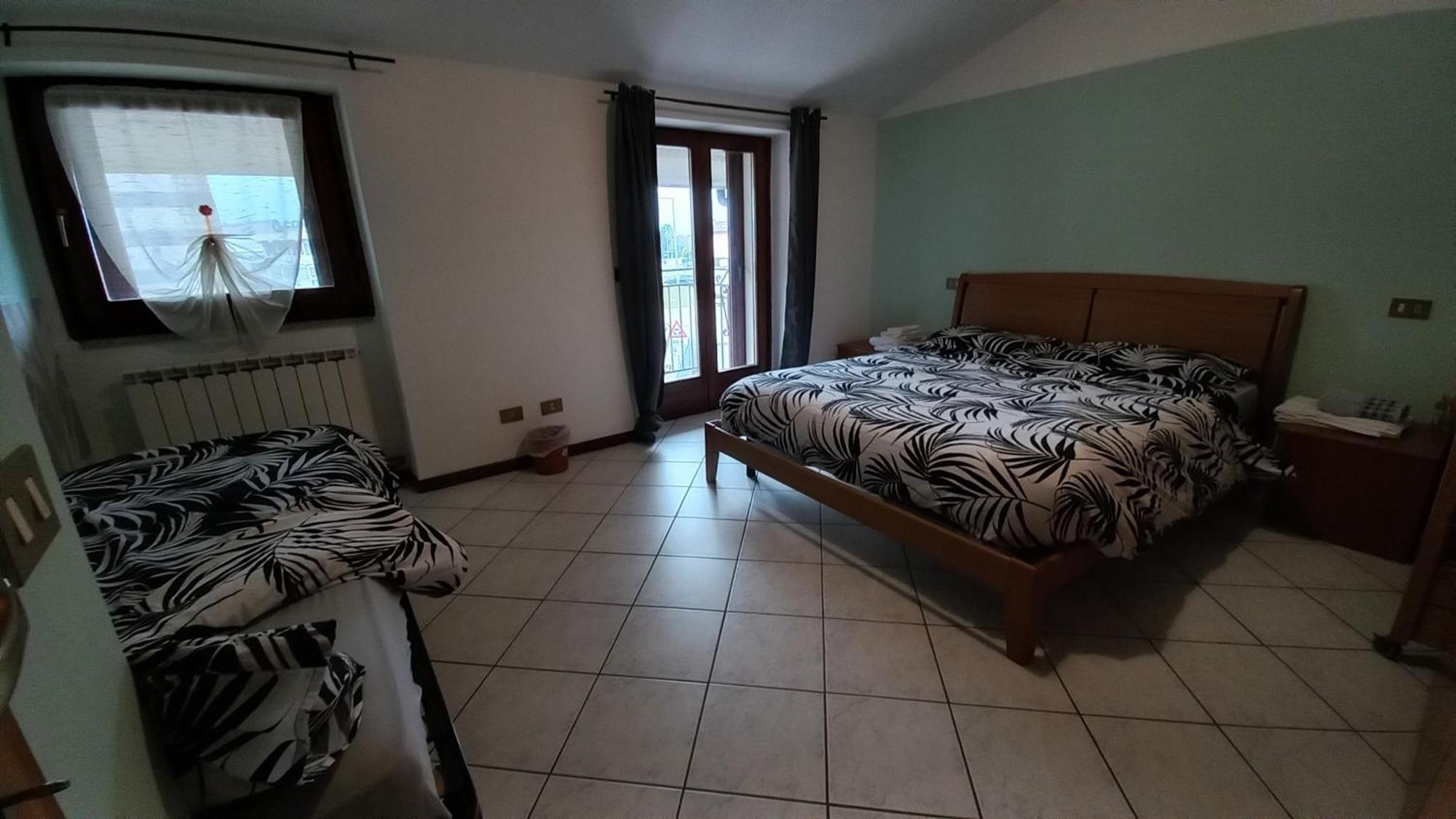Villa Casa Felice Costa Volpino Esterno foto