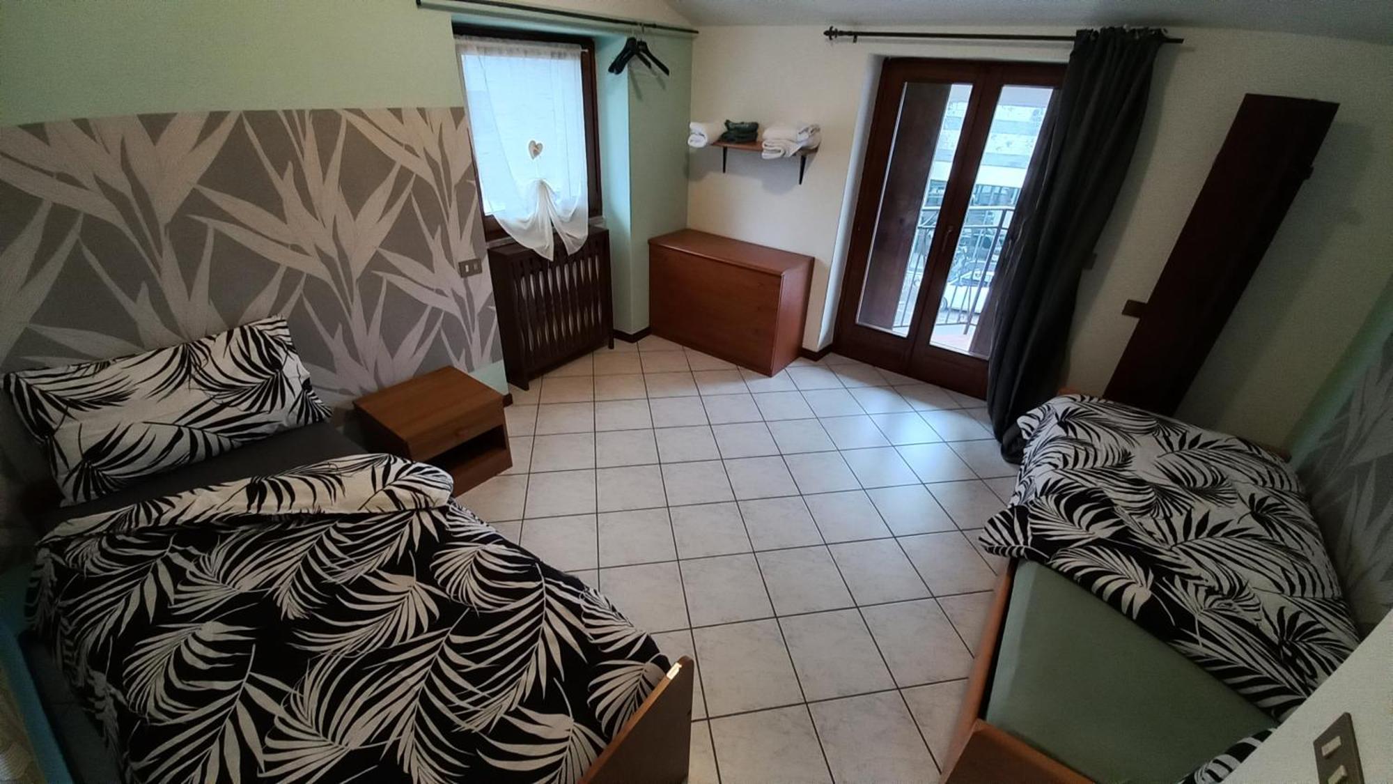 Villa Casa Felice Costa Volpino Esterno foto